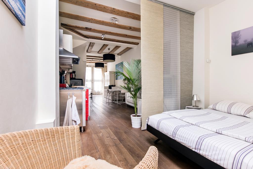 Gh Amsterdam Panzió Kültér fotó
