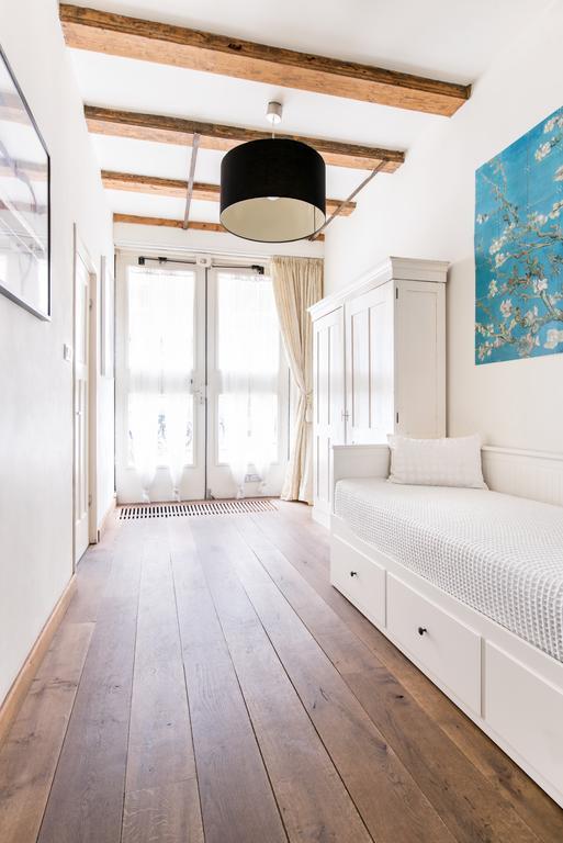 Gh Amsterdam Panzió Kültér fotó